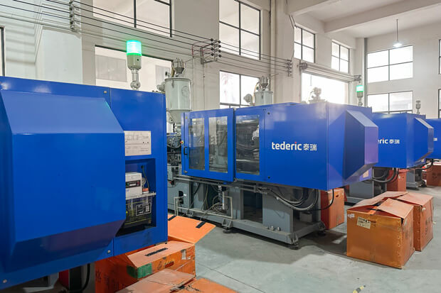injection molding machine
